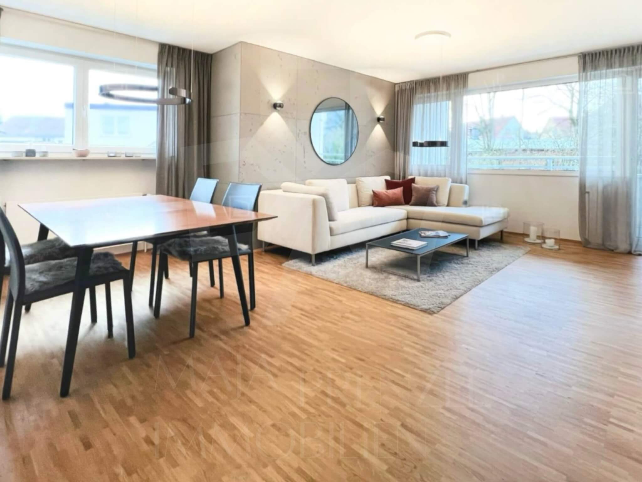Maja Prenzel Immobilienmaklerin in Fuerth-3 Zimmer Wohnung mit Balkon in Feucht_modernes Wohnzimmer