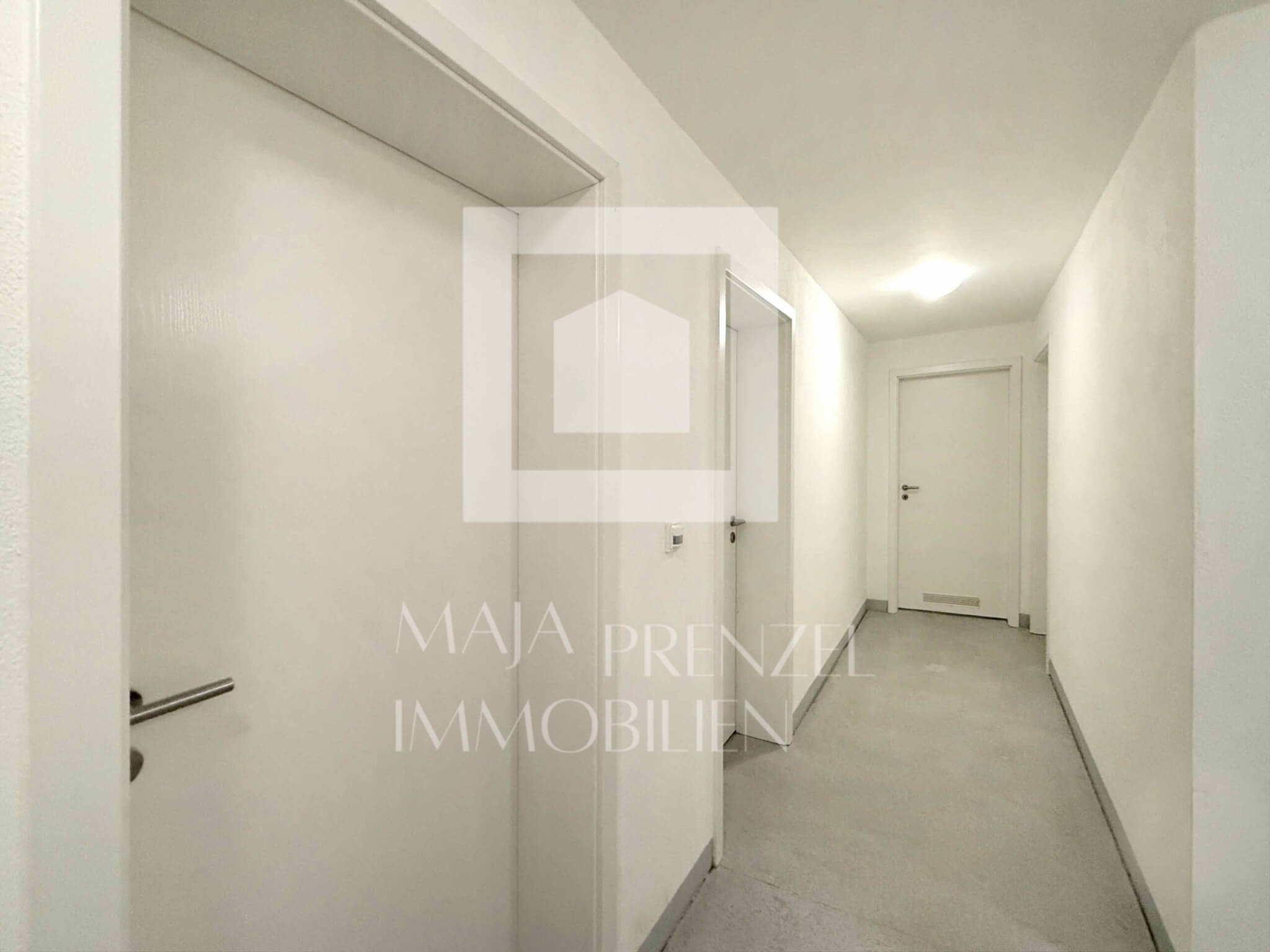 Maja Prenzel Immobilien_Neuwertige große 3 Zimmer Wohnung mit Küche in Röttenbach_Kellerräume