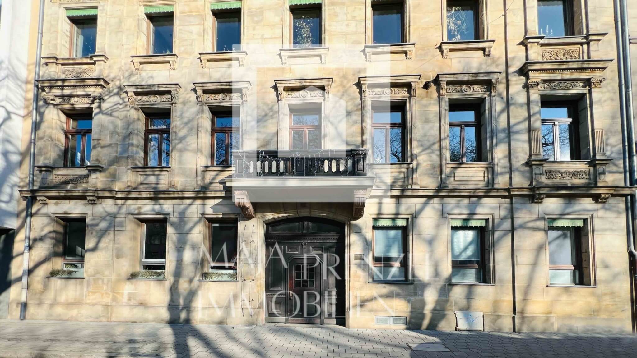 Maja Prenzel Immobilienmaklerin_2 Zimmer Altbauwohnung zur Miete in Fuerth_Fassade