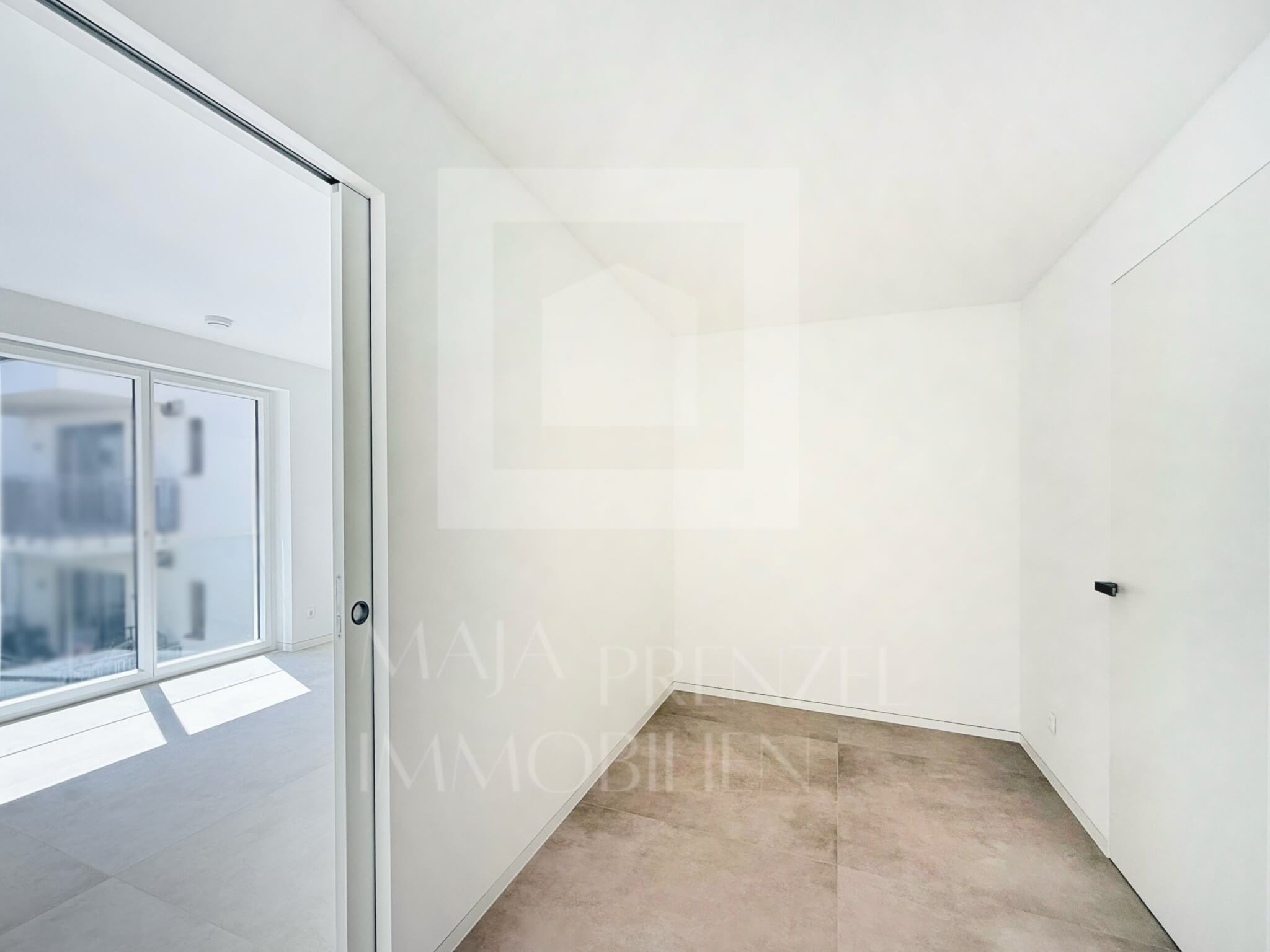 Penthouse-Maisonette zum Erstbezug in Fuerth-Dambach_Ankleide und Schlafzimmer