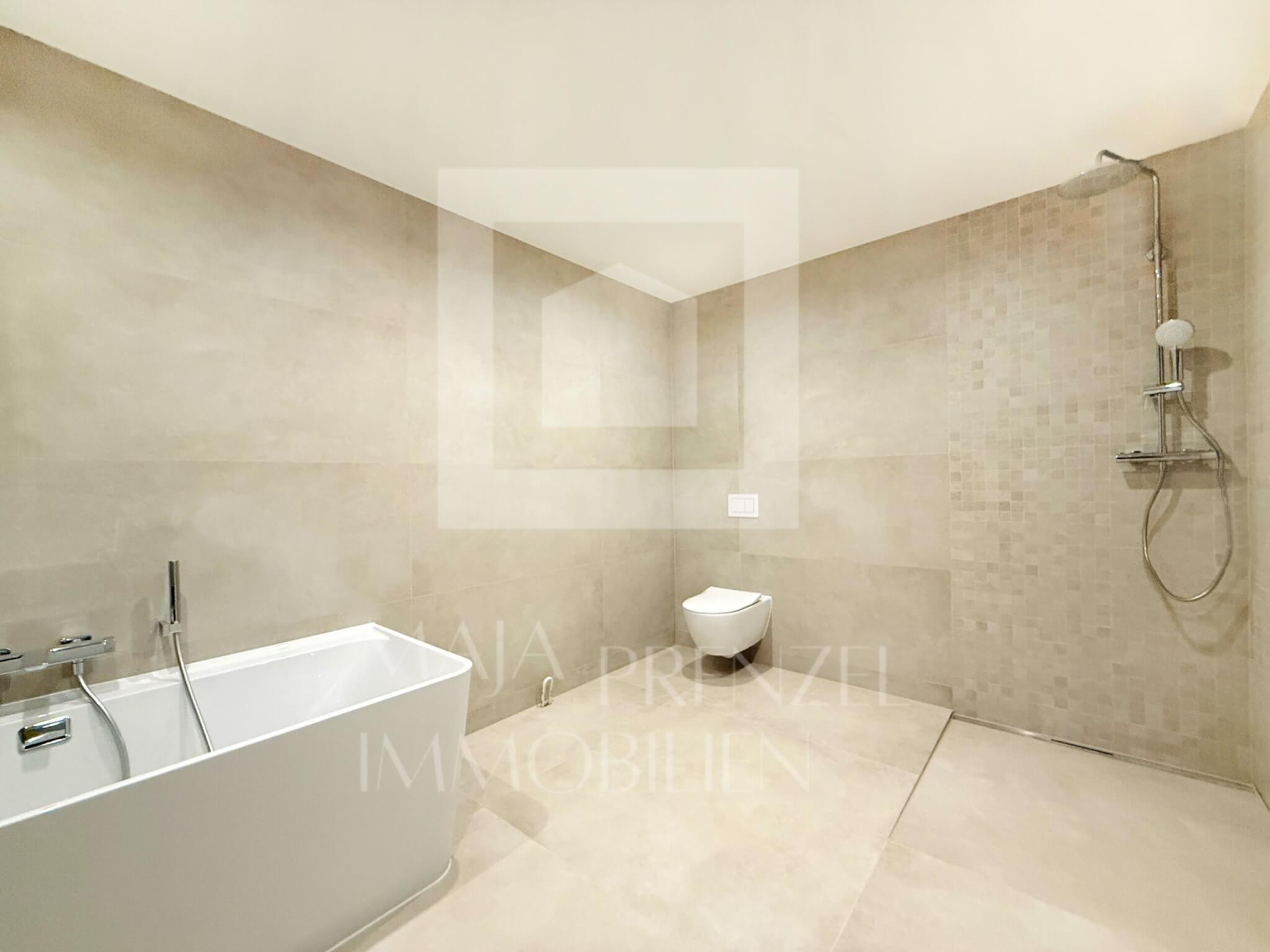 Penthouse-Maisonette zum Erstbezug in Fuerth-Dambach_Badezimmer