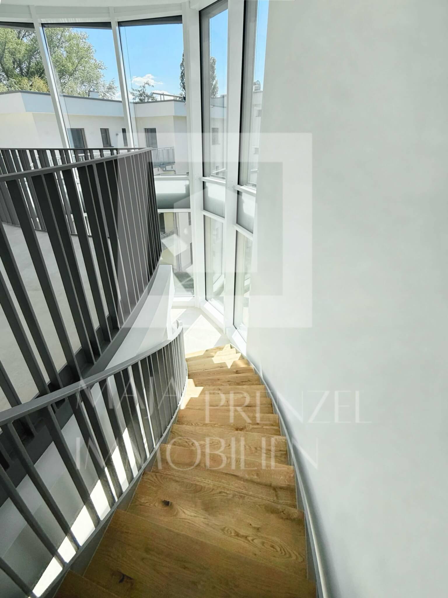 Penthouse-Maisonette zum Erstbezug in Fuerth-Dambach_Treppe