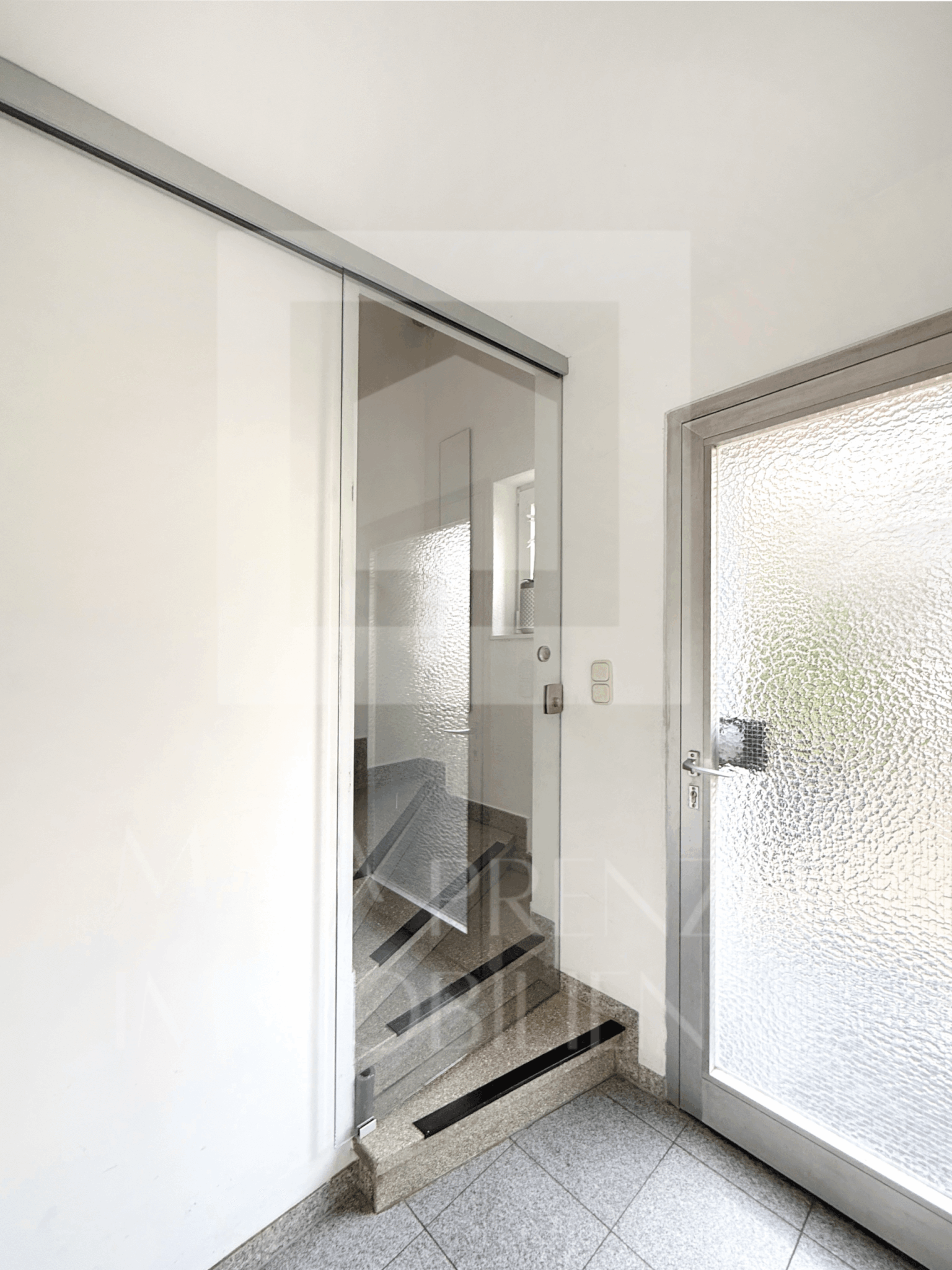 AusblickMaisonettewohnung zur Miete in Gebersdorf_Eingang