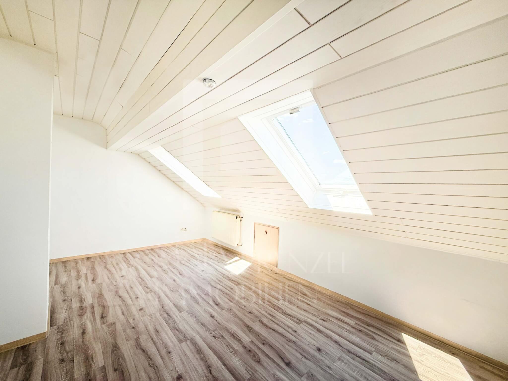 Maisonettewohnung zur Miete in Gebersdorf_Zimmer DG
