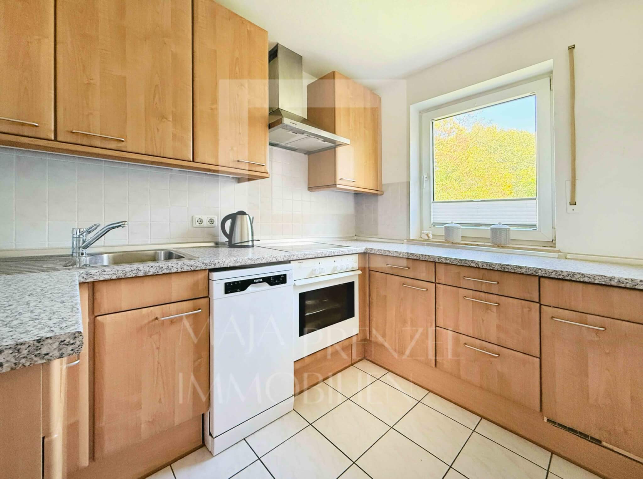 2 Zi Wohnung zum Kauf in Nuernberg Maja Prenzel Immobilien_Einbaukueche