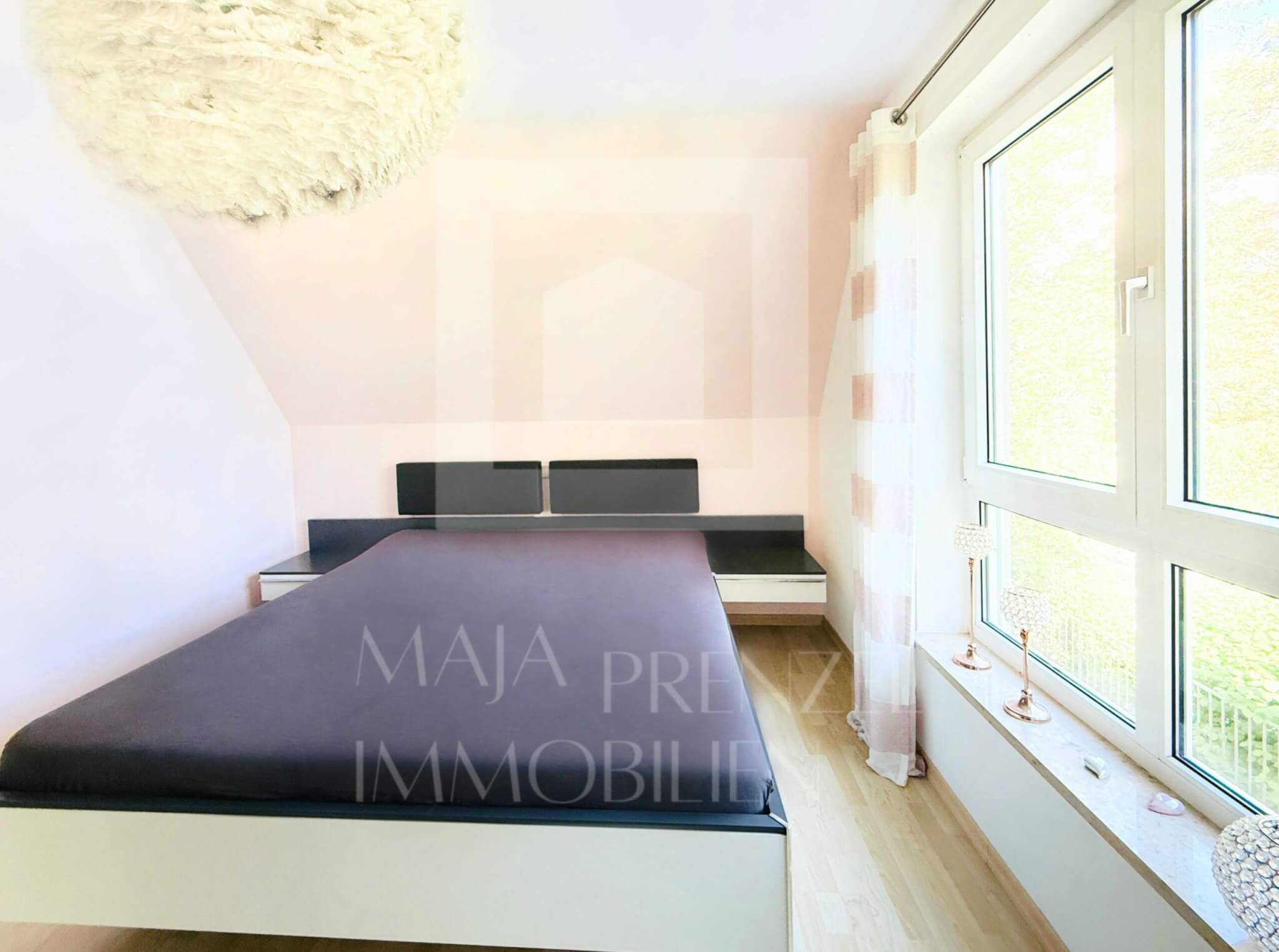 2 Zi Wohnung zum Kauf in Nuernberg Maja Prenzel Immobilien_grosses Schlafzimmer