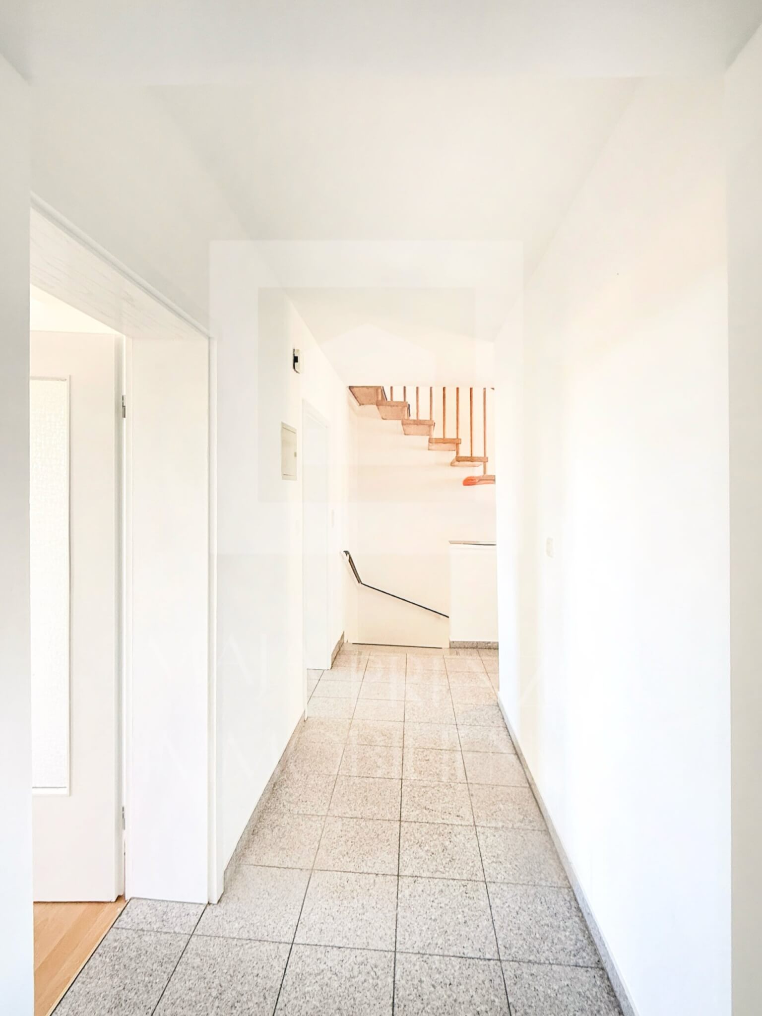 Maisonettewohnung zur Miete in Gebersdorf_Diele im OG