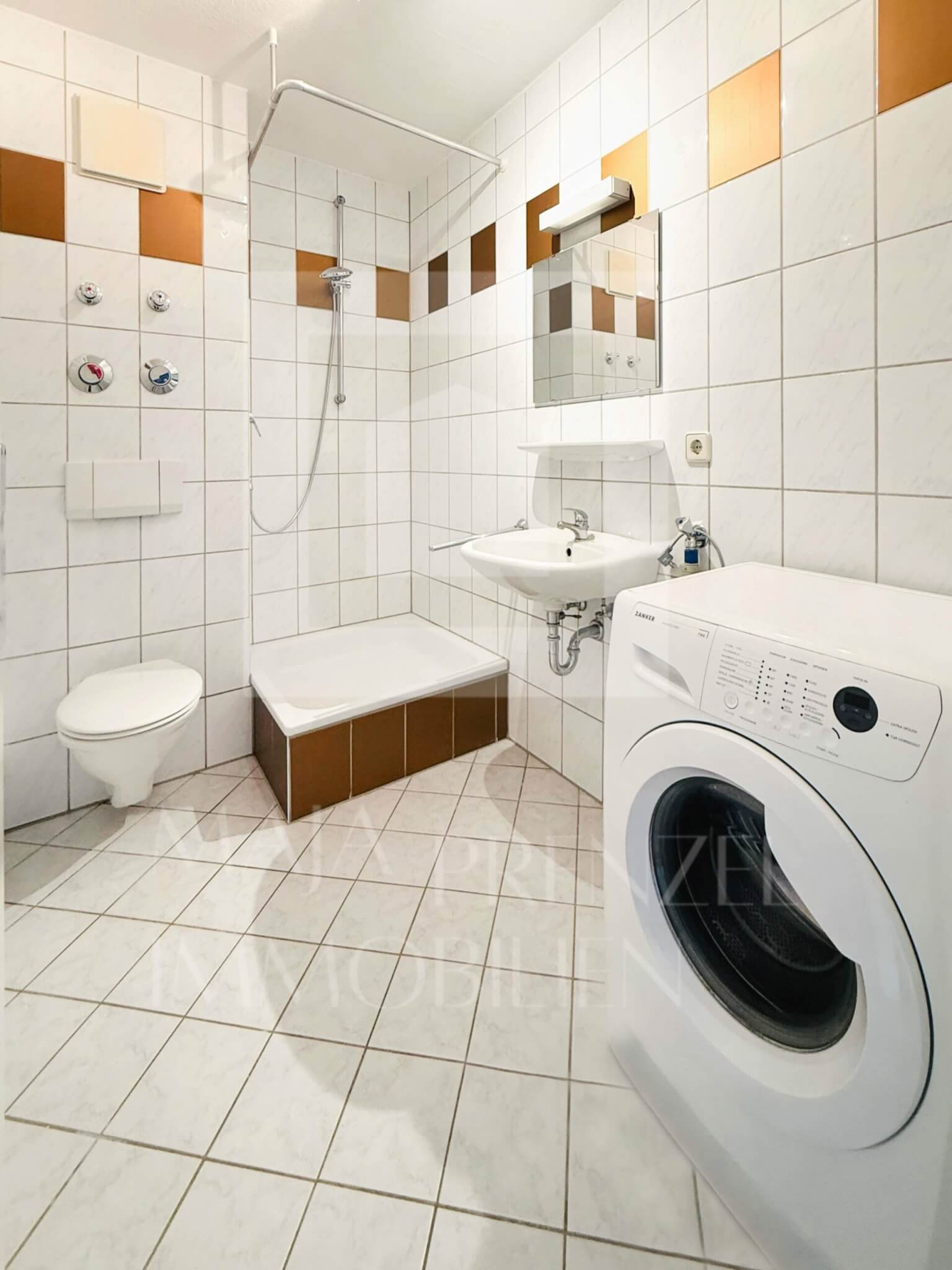 2_Zimmer_Apartment_in_der_Fuerther_Suedstadt_Badezimmer