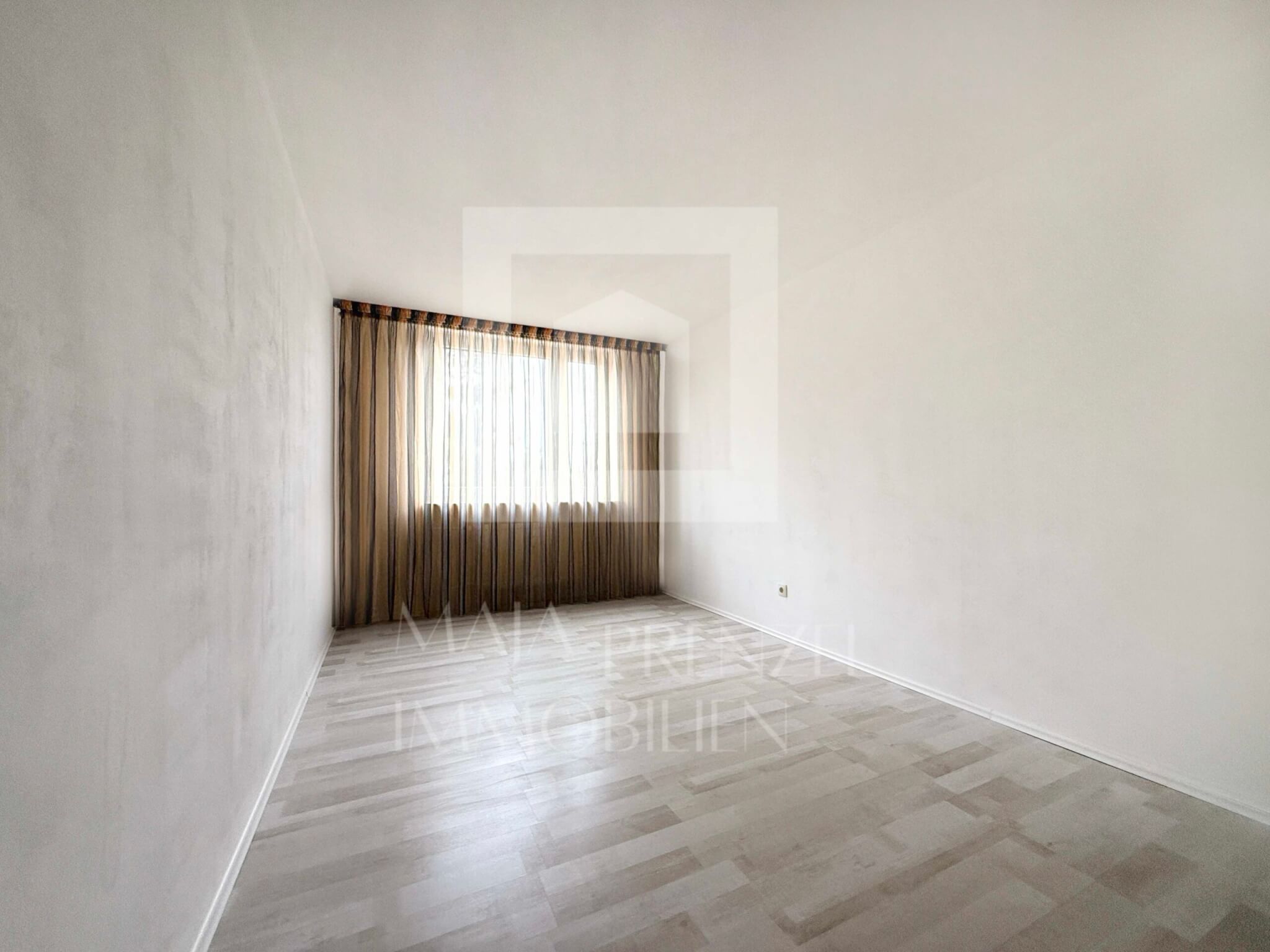 3-Zi Whg zur Miete in Ziegelstein_Schlafzimmer_Maja Prenzel Immobilien_Makler in Fürth