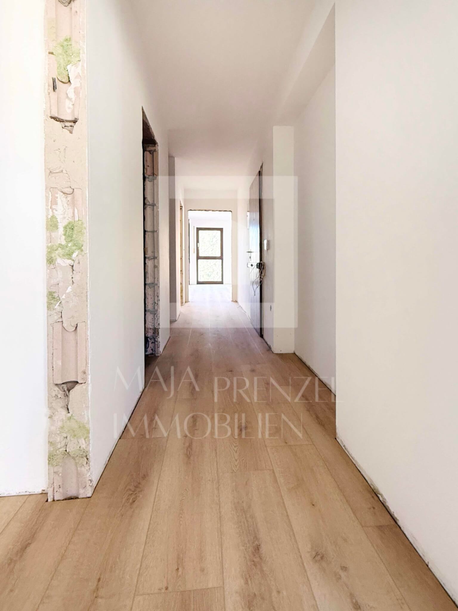 3-Zi Wohnung zur Miete in St. Jobst_Flur