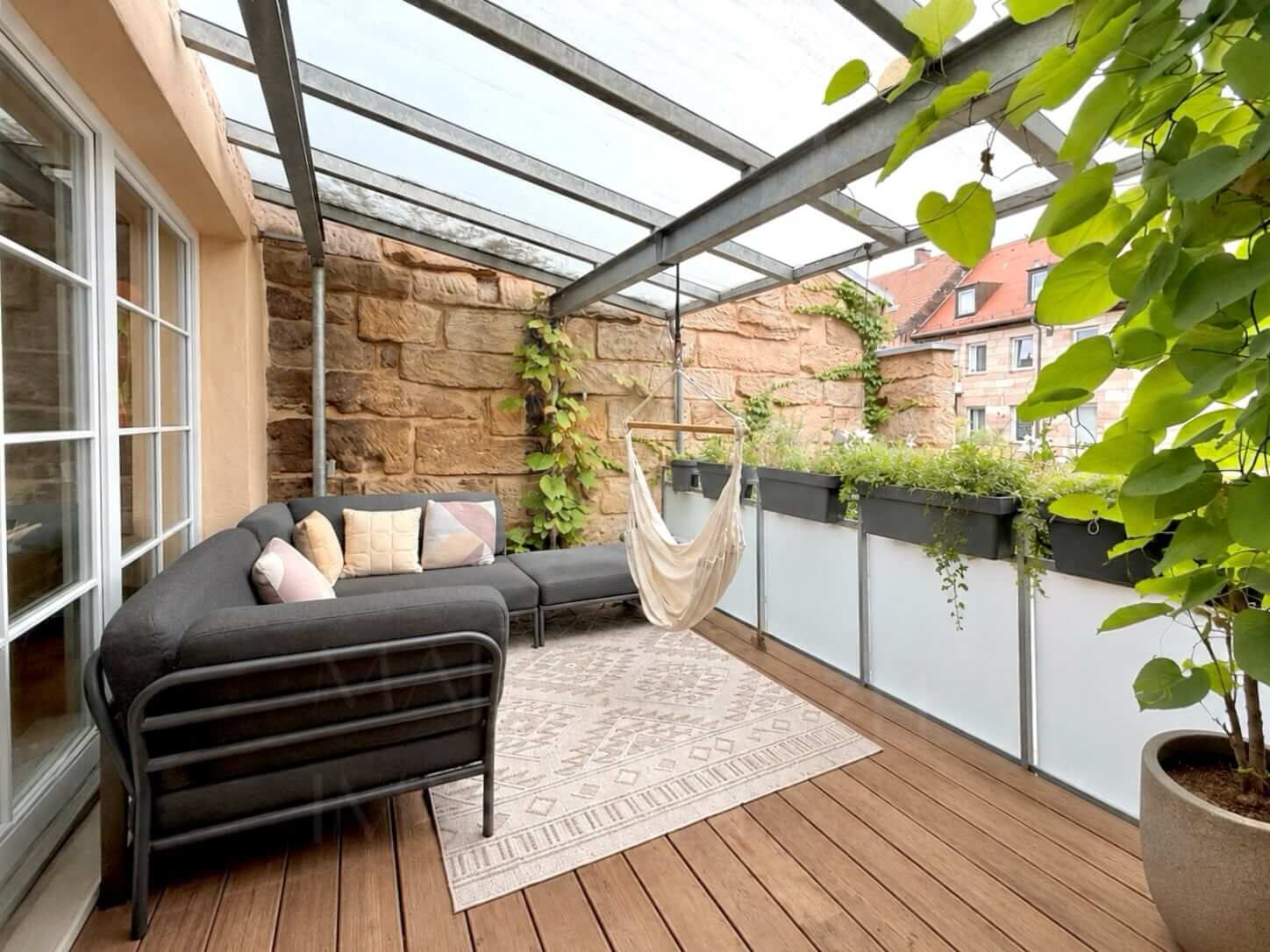 Altstadtjuwel mit gehobener Ausstattung_grosser Balkon_Maja Prenzel IMMOBILIEN