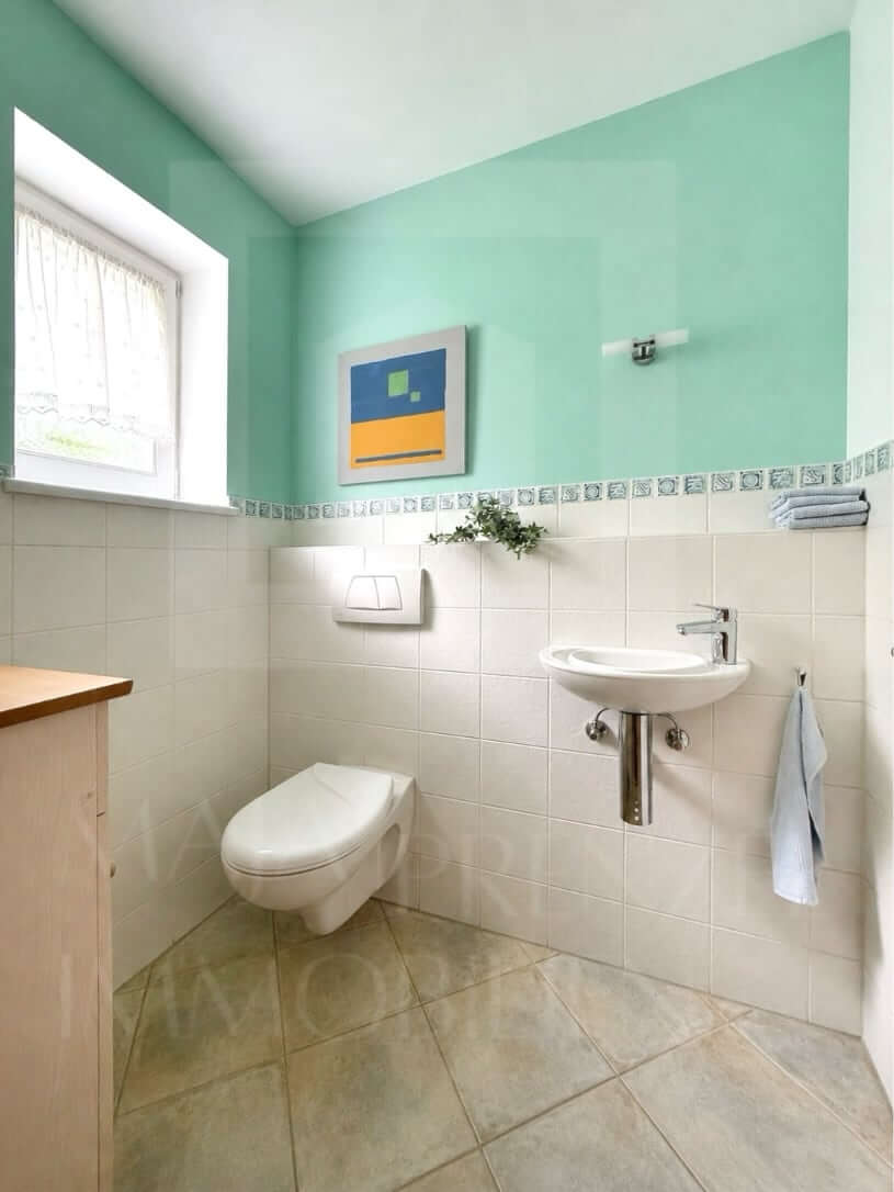 Reihenendhaus zum Kauf in Oberbeuren_Gäste WC_Maja Prenzel IMMOBILIEN
