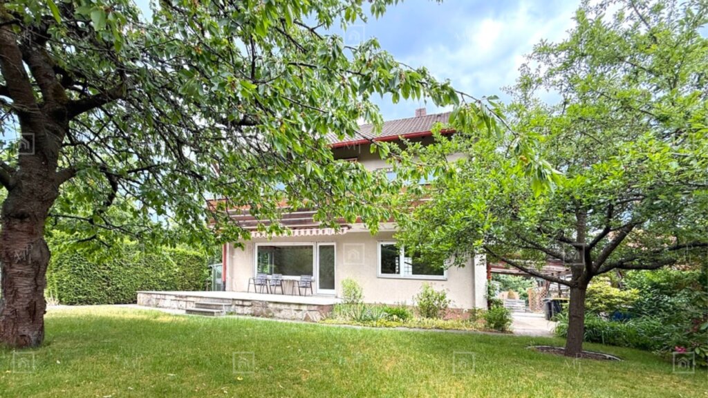 Einfamilienhaus zum Kauf in Unterasbach_Titelbild_Maja Prenzel IMMOBILIEN