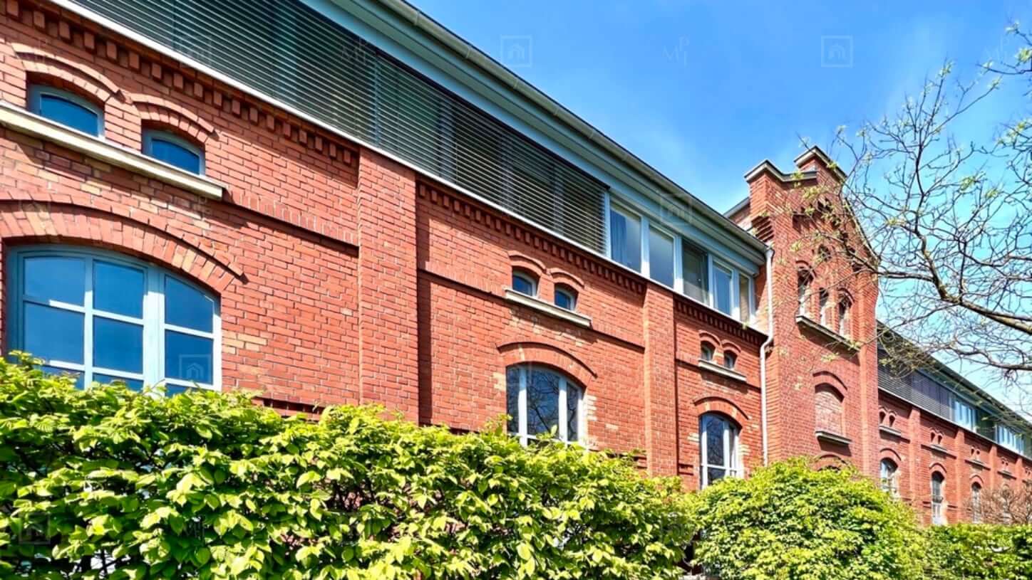 Maja Prenzel IMMOBILIEN Loft in historischem Pferdestall in Fürth zu verkaufen